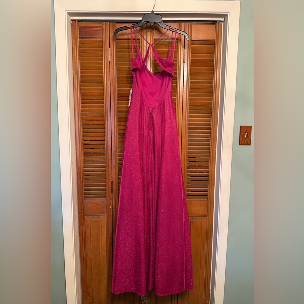 City Vibes Prom/Formal Gown - Picture 2 of 7